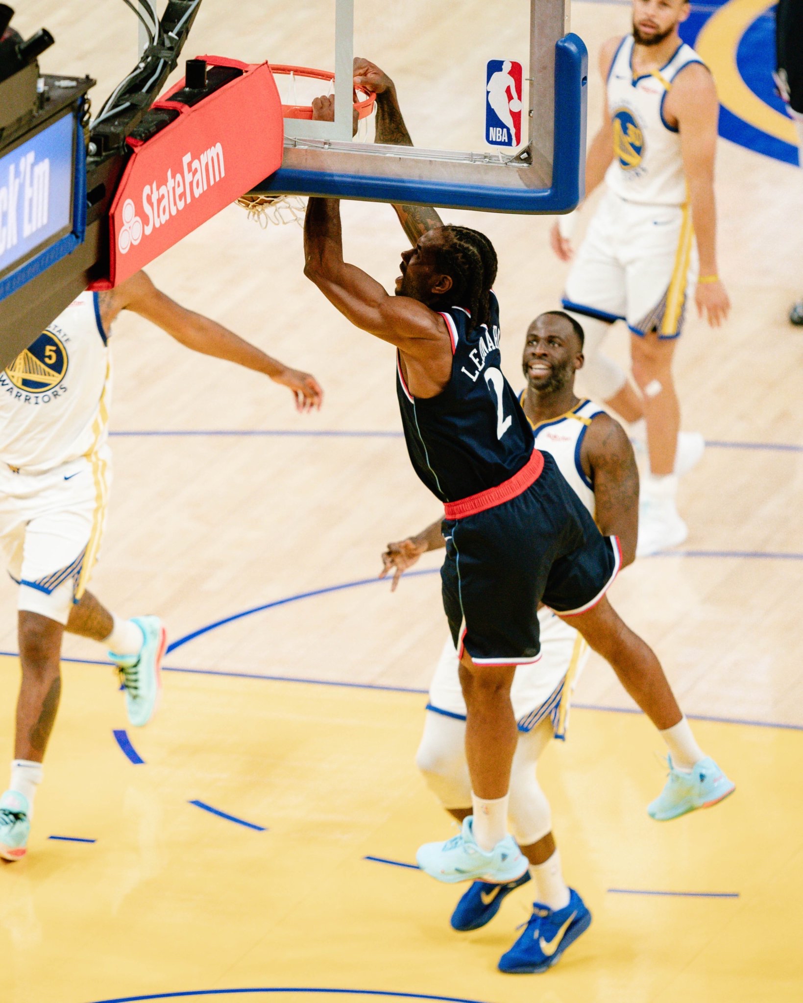 赛地聚焦——NBA常规赛冲刺阶段热度飙升,马赛强势反弹,赛场秩序良好,细节决定成败的简单介绍 赛地聚焦——NBA常规赛冲刺阶段热度飙升,马赛强势反弹,赛场秩序良好,细节决定成败的简单介绍