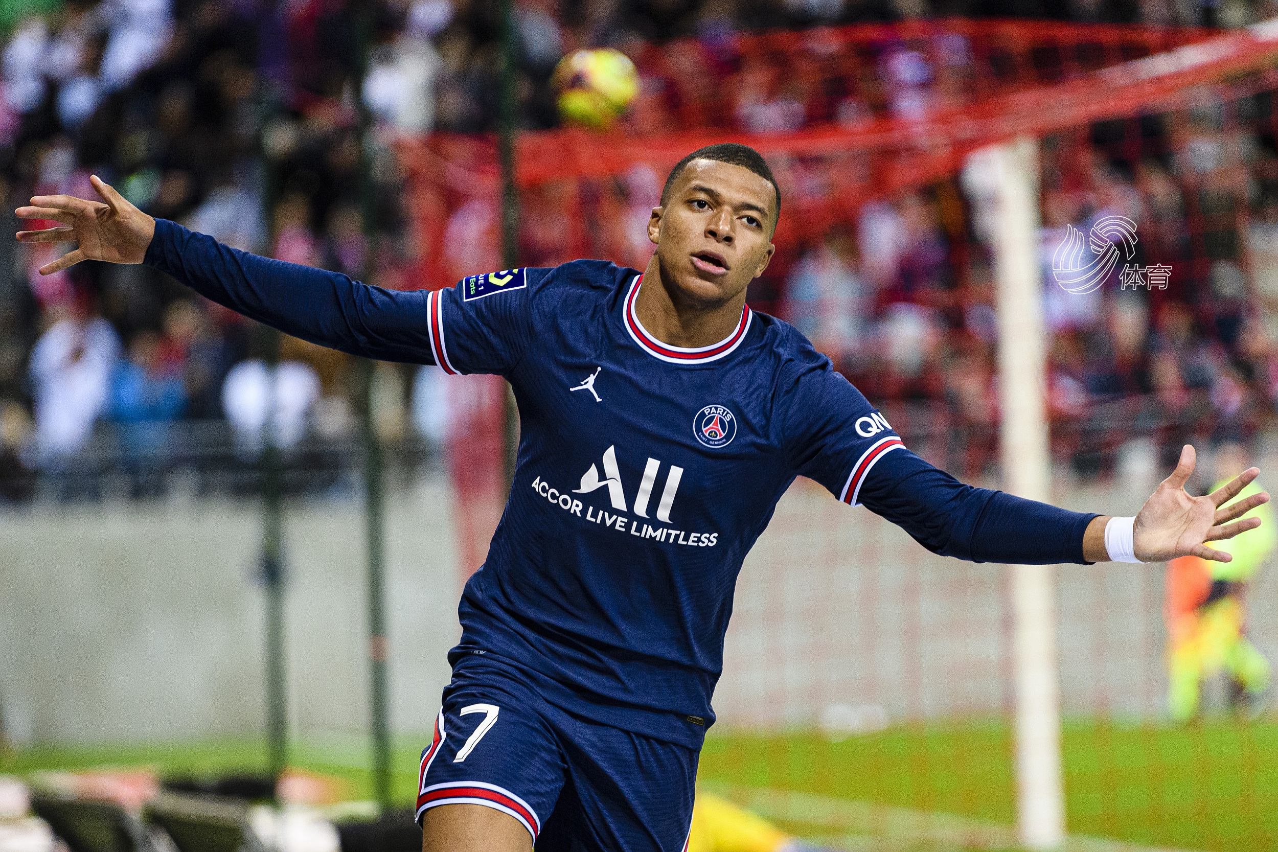 包含孟菲斯灰熊围绕法甲复出首秀巴特勒连续五场比赛得分超过刷新纪录，今晨国际米兰绝杀压哨——欧冠节点到来直接炸裂的词条